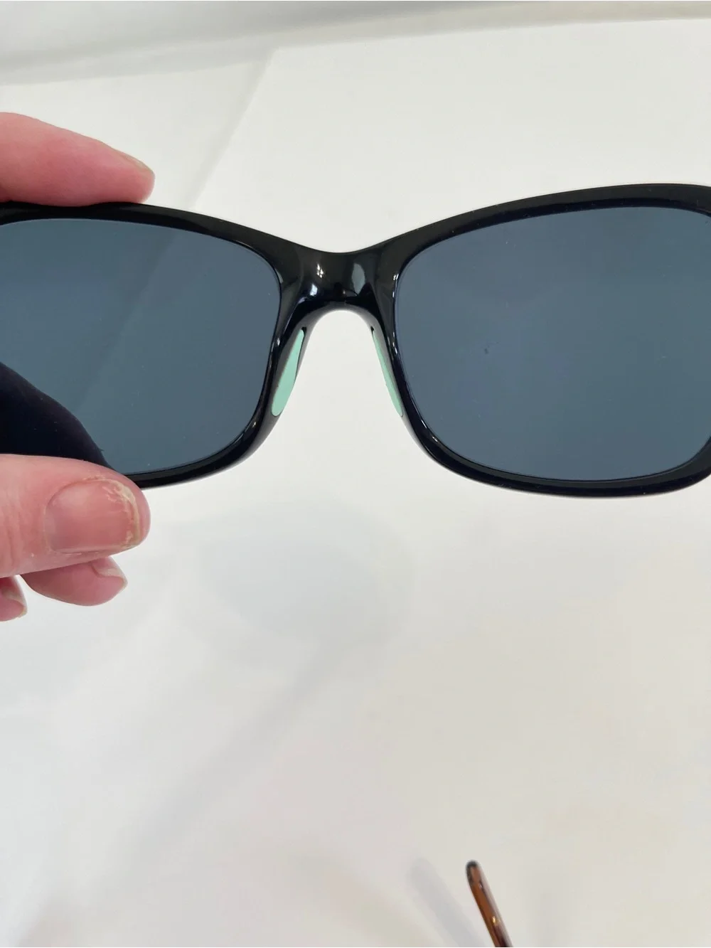 Costa Del Mar Kare Polished Black SUNGLASSES FRAMES Sea Green Lens Scratched